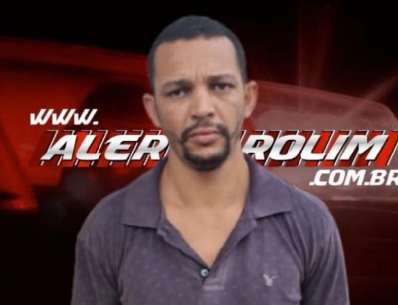 Apenado do Semiaberto, que não retornou da saída temporária, foi capturado pela PM próximo ao Teatro de Rolim de Moura Apenado do Semiaberto, que não retornou da saída temporária, foi capturado pela PM próximo ao Teatro de Rolim de Moura