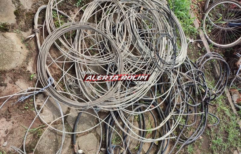 Diversos produtos furtados foram recuperados pela equipe de Radiopatrulha da PM, em Rolim de Moura Diversos produtos furtados foram recuperados pela equipe de Radiopatrulha da PM, em Rolim de Moura