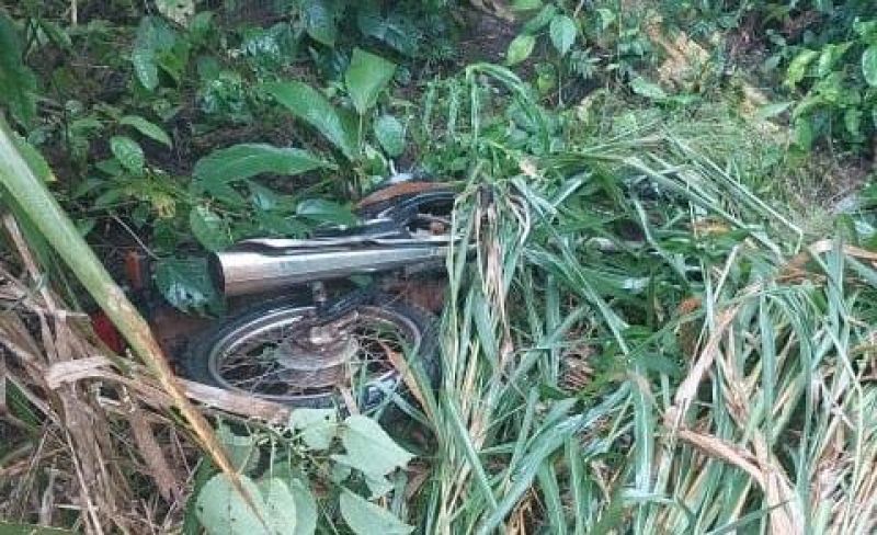 Dois menores de idade foram apreendidos e duas motos furtadas foram recuperadas pela PM, em Alto Alegre dos Parecis Dois menores de idade foram apreendidos e duas motos furtadas foram recuperadas pela PM, em Alto Alegre dos Parecis