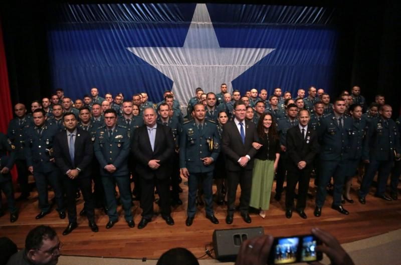 Formatura de novos sargentos da Polícia Militar comprova compromisso do governador Marcos Rocha com a Segurança Pública Formatura de novos sargentos da Polícia Militar comprova compromisso do governador Marcos Rocha com a Segurança Pública