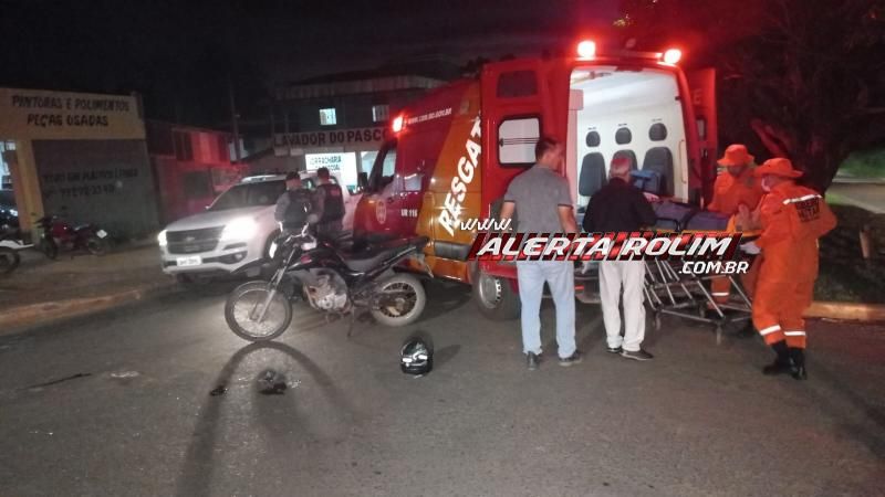 Acidente de trânsito deixou motociclista com fratura em um dos braços nesta noite, em Rolim de Moura Acidente de trânsito deixou motociclista com fratura em um dos braços nesta noite, em Rolim de Moura