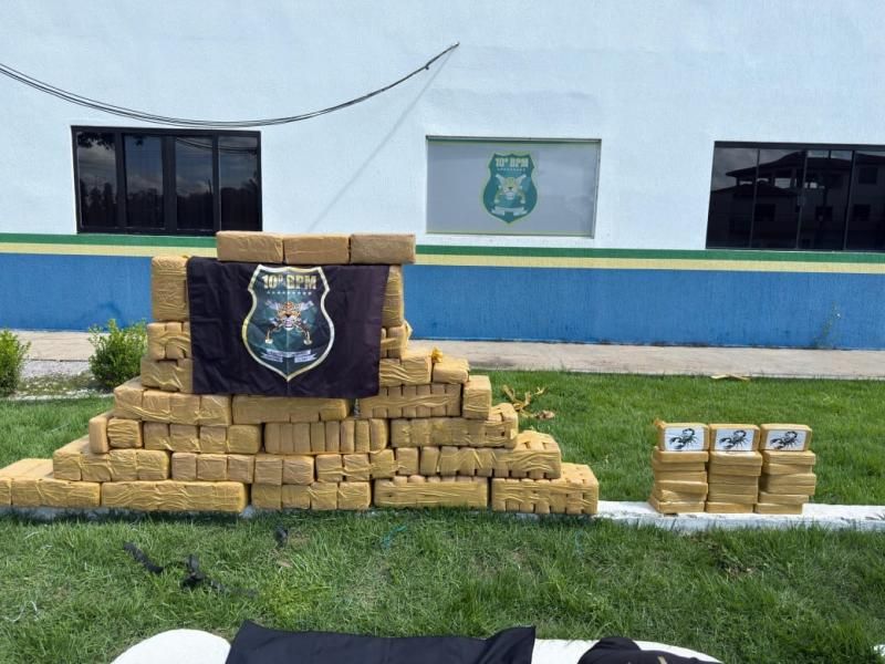 ATUALIZADA - Grande quantidade de drogas foi apreendida durante operação conjunta entre PF, PM e Exército, em Nova Brasilândia ATUALIZADA - Grande quantidade de drogas foi apreendida durante operação conjunta entre PF, PM e Exército, em Nova Brasilândia