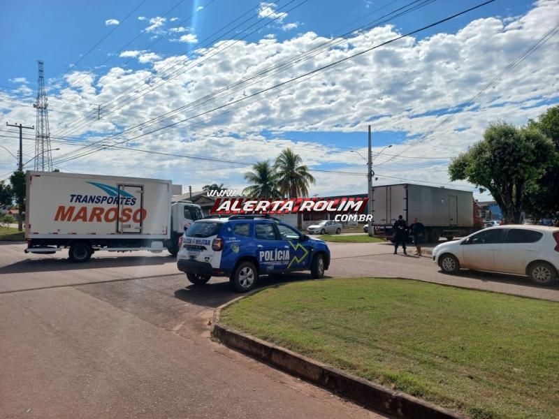 Colisão entre dois caminhões foi registrada nesta manhã, em Rolim de Moura Colisão entre dois caminhões foi registrada nesta manhã, em Rolim de Moura
