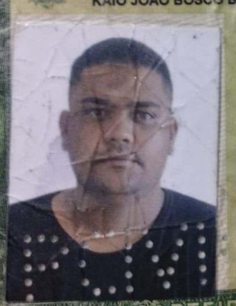 Durante discussão, homem foi morto a tiros em frente de tabacaria, em Alta Floresta do Oeste Durante discussão, homem foi morto a tiros em frente de tabacaria, em Alta Floresta do Oeste