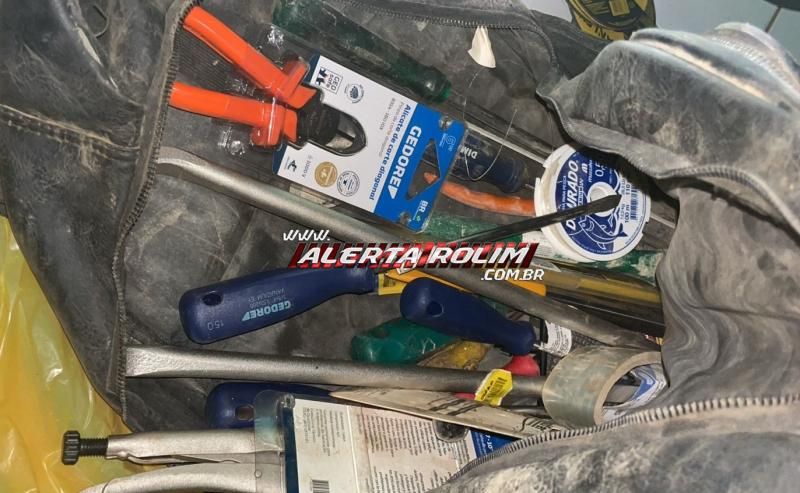 URGENTE - Quadrilha suspeita de tentativa de furto no Banco do Brasil em Alta Floresta foi presa pela PM, em Rolim de Moura URGENTE - Quadrilha suspeita de tentativa de furto no Banco do Brasil em Alta Floresta foi presa pela PM, em Rolim de Moura