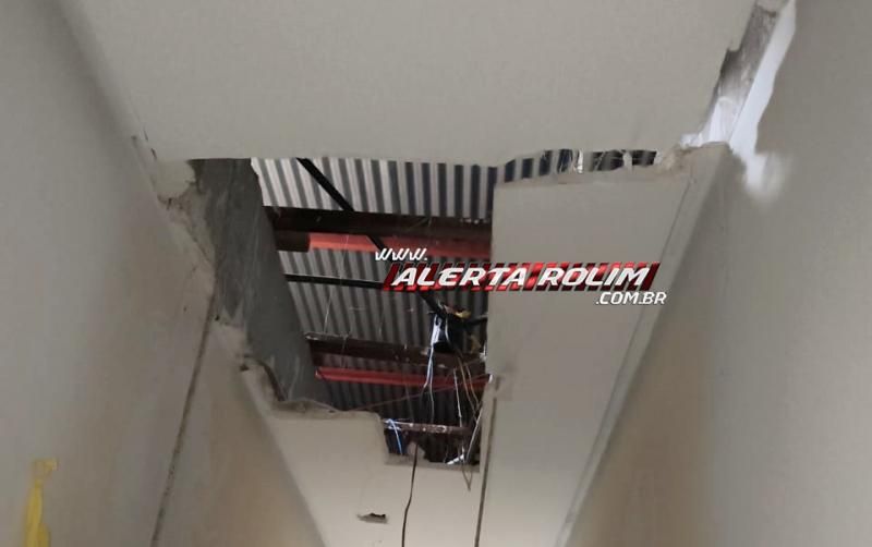 URGENTE - Quadrilha suspeita de tentativa de furto no Banco do Brasil em Alta Floresta foi presa pela PM, em Rolim de Moura URGENTE - Quadrilha suspeita de tentativa de furto no Banco do Brasil em Alta Floresta foi presa pela PM, em Rolim de Moura