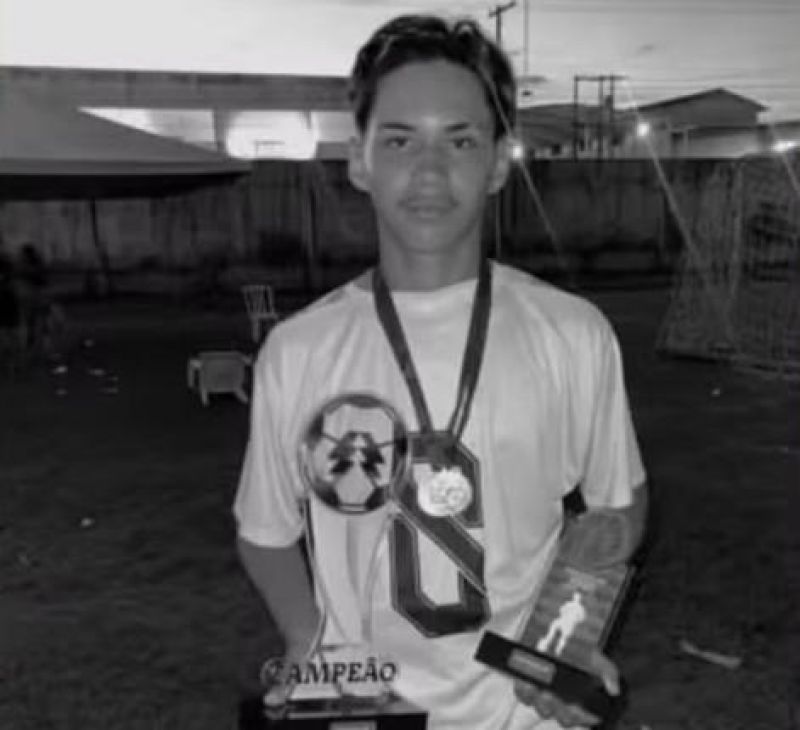 Vídeo: Delegado esclarece morte de jovem atingido por segurança em festa em Ouro Preto do Oeste Vídeo: Delegado esclarece morte de jovem atingido por segurança em festa em Ouro Preto do Oeste