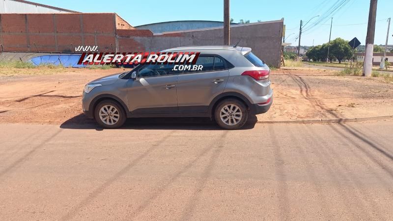 Acidente de trânsito evolvendo carro e moto deixou um ferido nesta quinta-feira, em Rolim de Moura Acidente de trânsito evolvendo carro e moto deixou um ferido nesta quinta-feira, em Rolim de Moura
