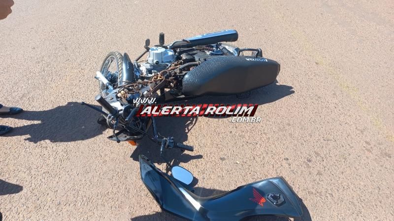 Acidente de trânsito evolvendo carro e moto deixou um ferido nesta quinta-feira, em Rolim de Moura Acidente de trânsito evolvendo carro e moto deixou um ferido nesta quinta-feira, em Rolim de Moura