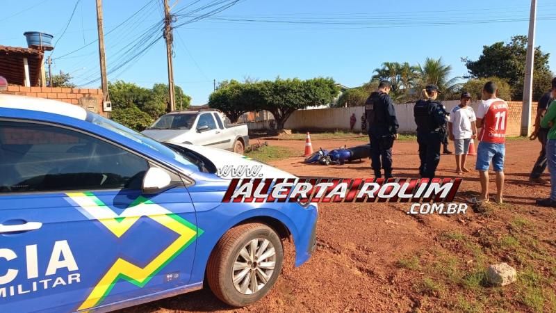 Adolescente que conduzia moto sofreu fratura em uma das pernas após colisão com carro no bairro Planalto, em Rolim de Moura Adolescente que conduzia moto sofreu fratura em uma das pernas após colisão com carro no bairro Planalto, em Rolim de Moura