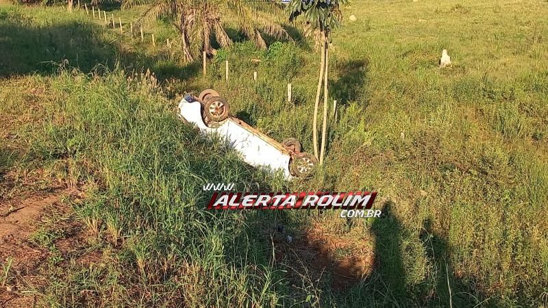 ATUALIZADA - Identificado motorista que morreu após veículo capotar na RO 010 em Rolim de Moura ATUALIZADA - Identificado motorista que morreu após veículo capotar na RO 010 em Rolim de Moura