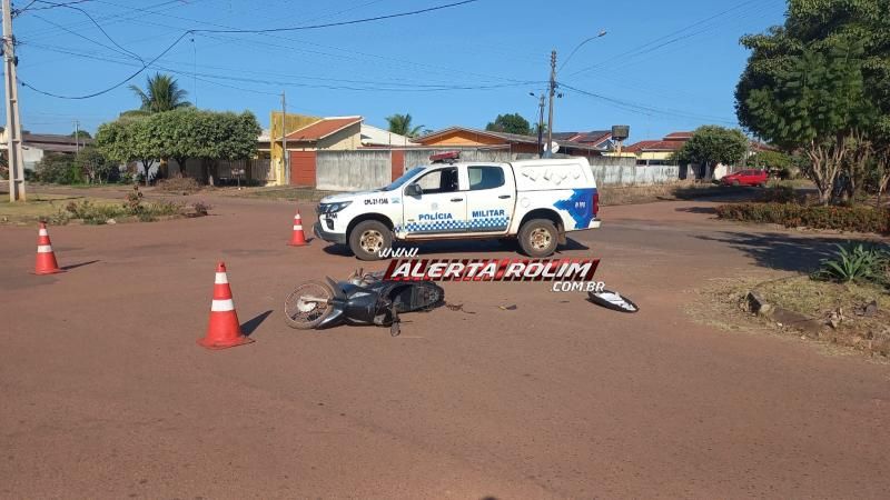 Segundo acidente do dia em Rolim de Moura envolveu carro e moto foi registrado no bairro Beira Rio Segundo acidente do dia em Rolim de Moura envolveu carro e moto foi registrado no bairro Beira Rio