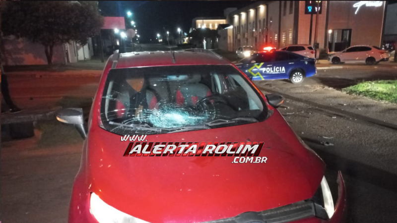 Acidente entre carro e moto é registrado no bairro Planalto em Rolim de Moura Acidente entre carro e moto é registrado no bairro Planalto em Rolim de Moura