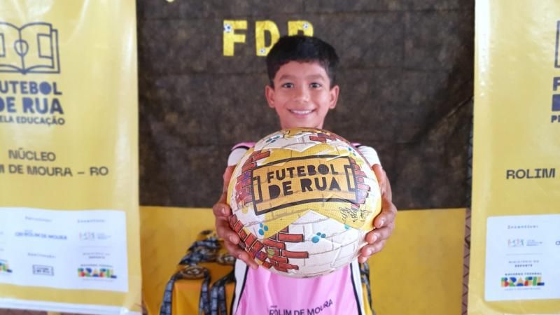 Alunos da Escola Municipal João Batista Dias participam da 2ª edição do Festival do Futebol de Rua Alunos da Escola Municipal João Batista Dias participam da 2ª edição do Festival do Futebol de Rua