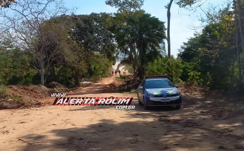 URGENTE - Polícia Militar evita possível execução de dois homens, em Rolim de Moura e cerco policial em região de mata, em busca de vários criminosos é realizado URGENTE - Polícia Militar evita possível execução de dois homens, em Rolim de Moura e cerco policial em região de mata, em busca de vários criminosos é realizado