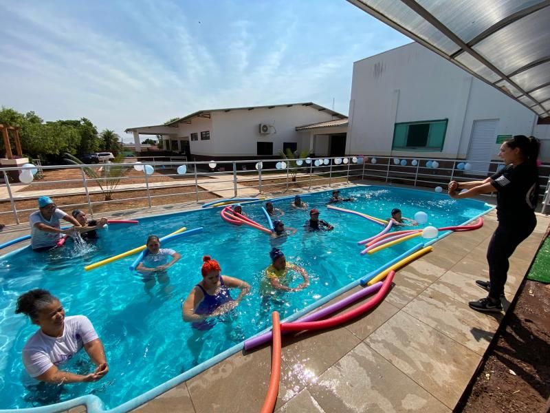 Prefeitura de Rolim de Moura entrega ampliação do Centro de Convivência do Idoso com piscina, vestiários e paisagismo Prefeitura de Rolim de Moura entrega ampliação do Centro de Convivência do Idoso com piscina, vestiários e paisagismo