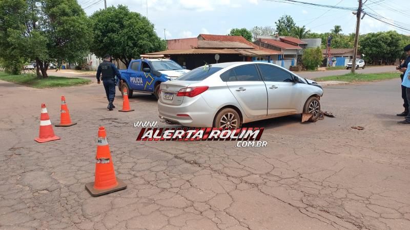 Acidente de trânsito no cruzamento da Jamari com Fortaleza deixou motociclista ferido nesta tarde, em Rolim de Moura Acidente de trânsito no cruzamento da Jamari com Fortaleza deixou motociclista ferido nesta tarde, em Rolim de Moura