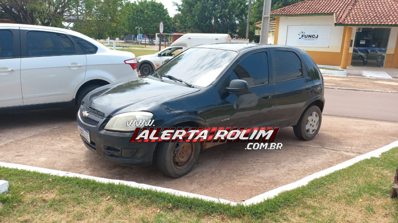 Segundo acidente de trânsito do dia foi registrado no centro de Rolim de Moura e também deixou um ferido Segundo acidente de trânsito do dia foi registrado no centro de Rolim de Moura e também deixou um ferido