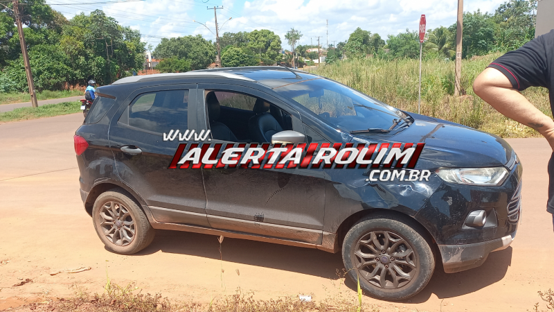 Acidente entre carro e bicicleta é registrado em Rolim de Moura Acidente entre carro e bicicleta é registrado em Rolim de Moura