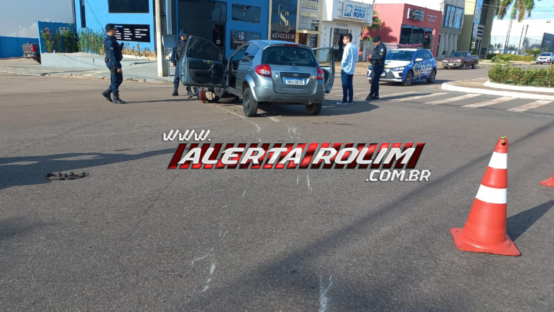 Acidente entre carro e motocicleta é registrado na manhã desta quarta-feira em Rolim de Moura Acidente entre carro e motocicleta é registrado na manhã desta quarta-feira em Rolim de Moura