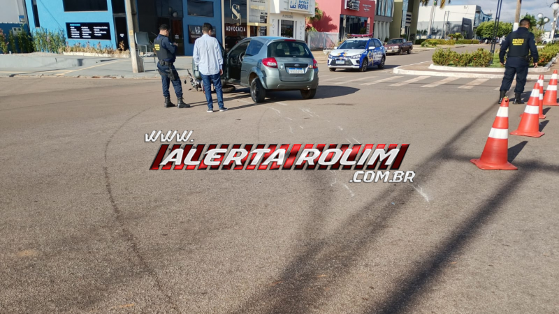 Acidente entre carro e motocicleta é registrado na manhã desta quarta-feira em Rolim de Moura Acidente entre carro e motocicleta é registrado na manhã desta quarta-feira em Rolim de Moura