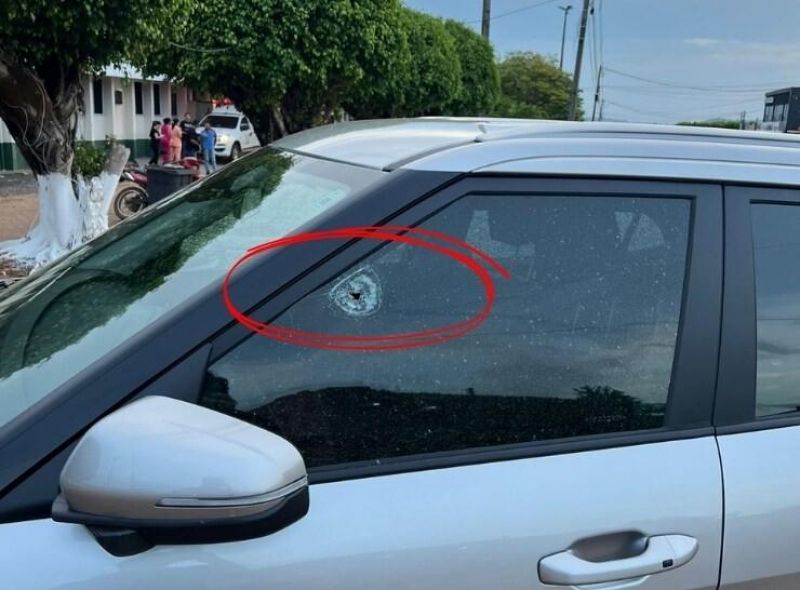 Homem sofreu tentativa de homicídio a tiros em frente ao Hospital Municipal de Alta Floresta Homem sofreu tentativa de homicídio a tiros em frente ao Hospital Municipal de Alta Floresta