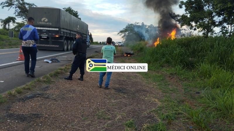 Identificadas as vítimas do grave acidente na BR 364 próximo à ponte do Rio Leitão, em Presidente Médici Identificadas as vítimas do grave acidente na BR 364 próximo à ponte do Rio Leitão, em Presidente Médici