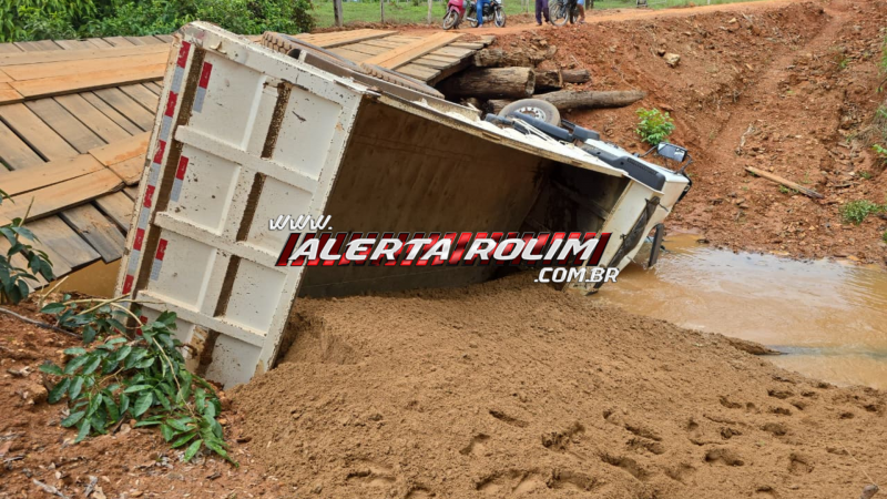 Ponte cede e caminhão caiu em rio na zona rural de Nova Brasilândia Ponte cede e caminhão caiu em rio na zona rural de Nova Brasilândia