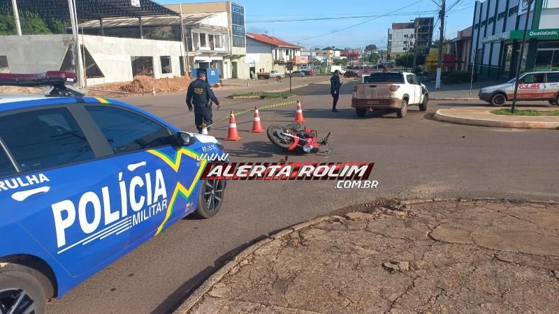 Acidente entre carro e moto é registrado no centro de Rolim de Moura Acidente entre carro e moto é registrado no centro de Rolim de Moura