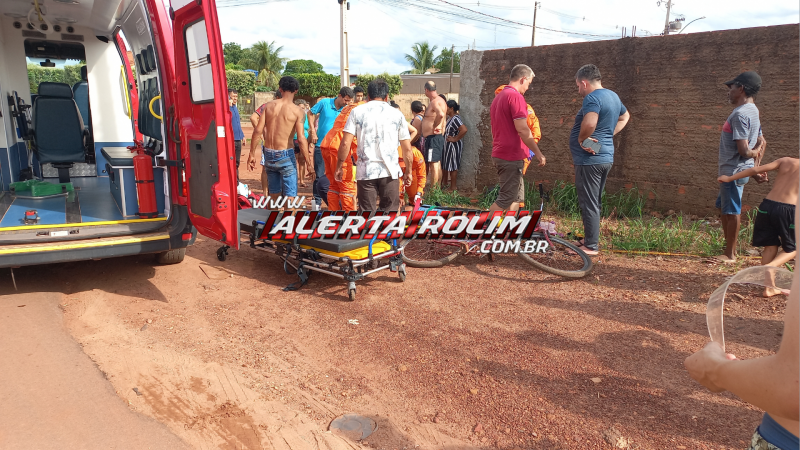 Acidente entre carro e motocicleta deixou motociclista gravemente ferido em Rolim de Moura Acidente entre carro e motocicleta deixou motociclista gravemente ferido em Rolim de Moura