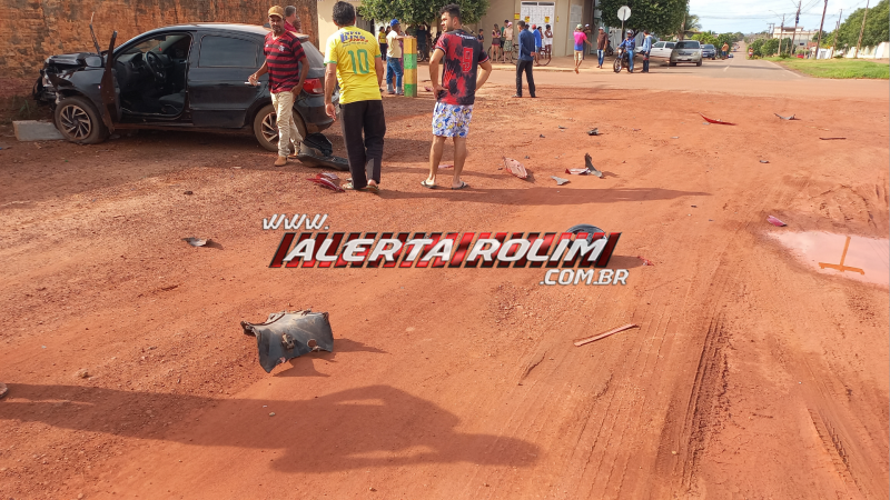Acidente entre carro e motocicleta deixou motociclista gravemente ferido em Rolim de Moura Acidente entre carro e motocicleta deixou motociclista gravemente ferido em Rolim de Moura