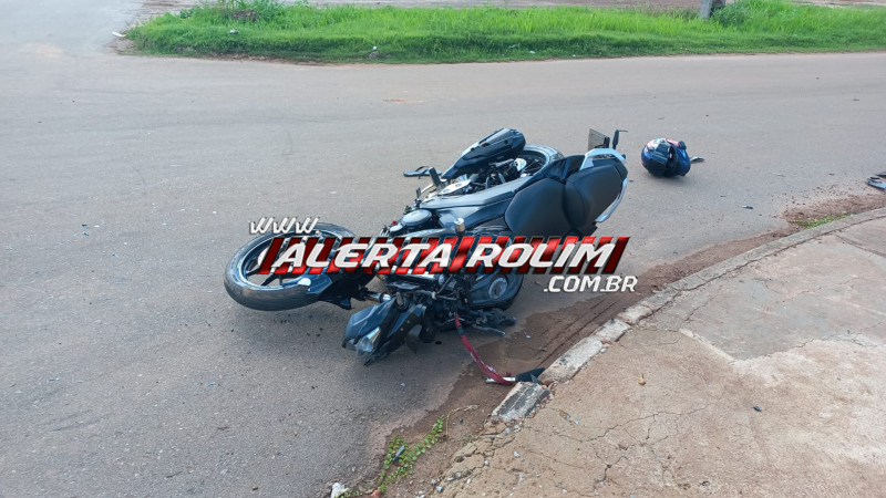 Motociclista é socorrido em estado grave após colisão com carro em Rolim de Moura Motociclista é socorrido em estado grave após colisão com carro em Rolim de Moura