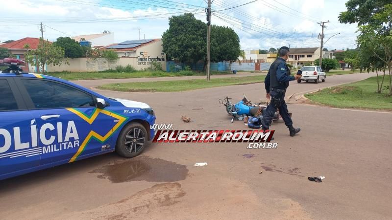 Mototaxista e passageiro ficam feridos em acidente entre carro e moto em Rolim de Moura Mototaxista e passageiro ficam feridos em acidente entre carro e moto em Rolim de Moura