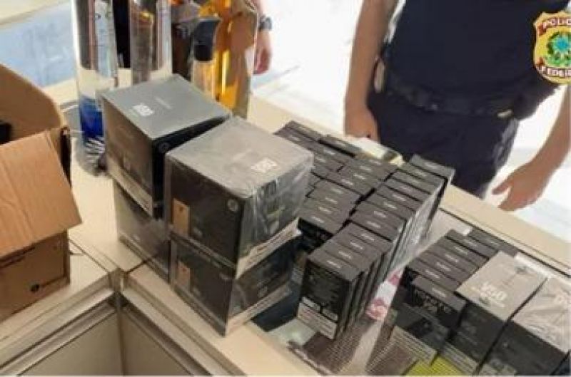 PF deflagra Operação Smokeout contra contrabando de cigarros eletrônicos em Pimenta Bueno e outras cidades da região PF deflagra Operação Smokeout contra contrabando de cigarros eletrônicos em Pimenta Bueno e outras cidades da região