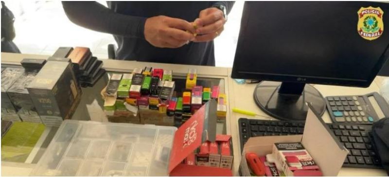 PF deflagra Operação Smokeout contra contrabando de cigarros eletrônicos em Pimenta Bueno e outras cidades da região PF deflagra Operação Smokeout contra contrabando de cigarros eletrônicos em Pimenta Bueno e outras cidades da região