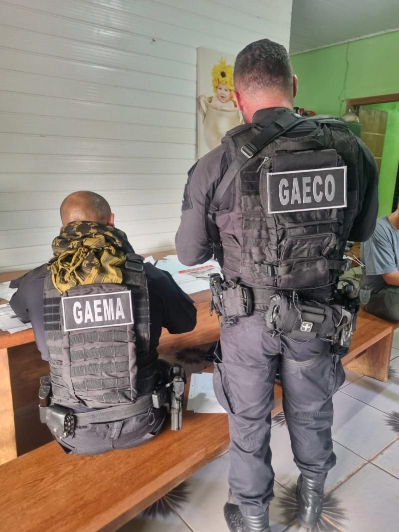 POLICIA CIVIL DEFLAGRA OPERAÇÃO DEFENESTRADO CONTRA INVASÃO E EXPLORAÇÃO ILEGAL DE UNIDADE DE CONSERVAÇÃO EM RONDÔNIA POLICIA CIVIL DEFLAGRA OPERAÇÃO DEFENESTRADO CONTRA INVASÃO E EXPLORAÇÃO ILEGAL DE UNIDADE DE CONSERVAÇÃO EM RONDÔNIA