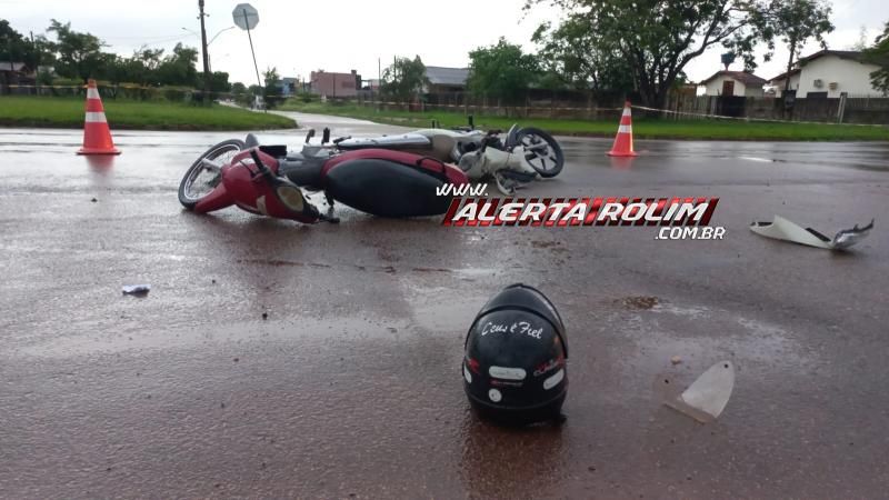 Vídeo - Colisão entre duas Biz deixou uma das condutores feridas nesta tarde, em Rolim de Moura Vídeo - Colisão entre duas Biz deixou uma das condutores feridas nesta tarde, em Rolim de Moura