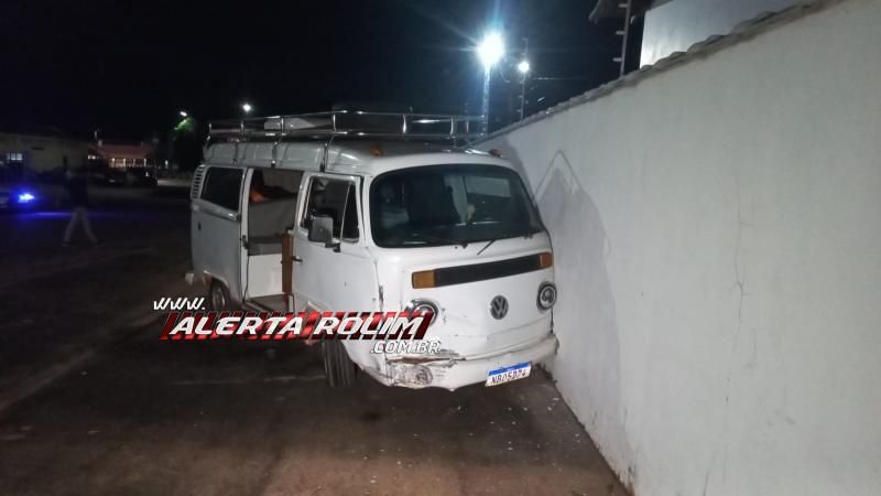 Vídeo - Dois veículos se envolveram em acidente no bairro Boa Esperança, em Rolim de Moura Vídeo - Dois veículos se envolveram em acidente no bairro Boa Esperança, em Rolim de Moura