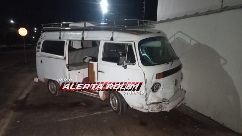 Vídeo - Dois veículos se envolveram em acidente no bairro Boa Esperança, em Rolim de Moura Vídeo - Dois veículos se envolveram em acidente no bairro Boa Esperança, em Rolim de Moura