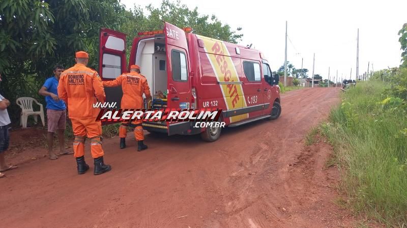 VÍDEO: Homem sofre fratura exposta em uma das pernas após ser atropelado por carro no bairro Cidade Alta; motorista foi conduzido à UNISP, em Rolim de Moura VÍDEO: Homem sofre fratura exposta em uma das pernas após ser atropelado por carro no bairro Cidade Alta; motorista foi conduzido à UNISP, em Rolim de Moura