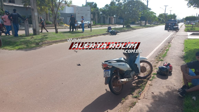 Dois motociclistas ficaram feridos após acidente em cruzamento, em Rolim de Moura Dois motociclistas ficaram feridos após acidente em cruzamento, em Rolim de Moura
