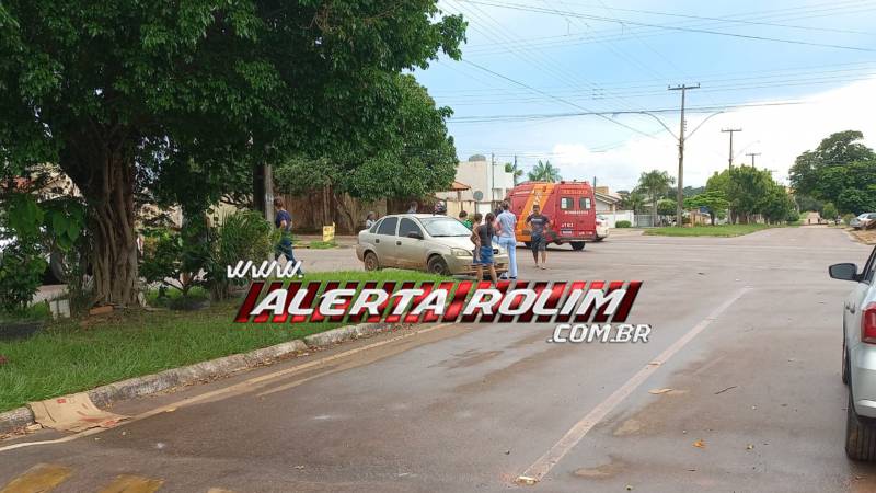 Acidente entre carro e Biz deixa mulher ferida em Rolim de Moura Acidente entre carro e Biz deixa mulher ferida em Rolim de Moura