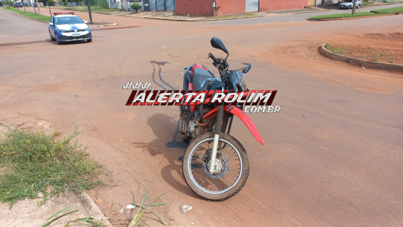 Acidente entre moto e caminhonete deixa motociclista ferido em Rolim de Moura - Vídeo Acidente entre moto e caminhonete deixa motociclista ferido em Rolim de Moura - Vídeo