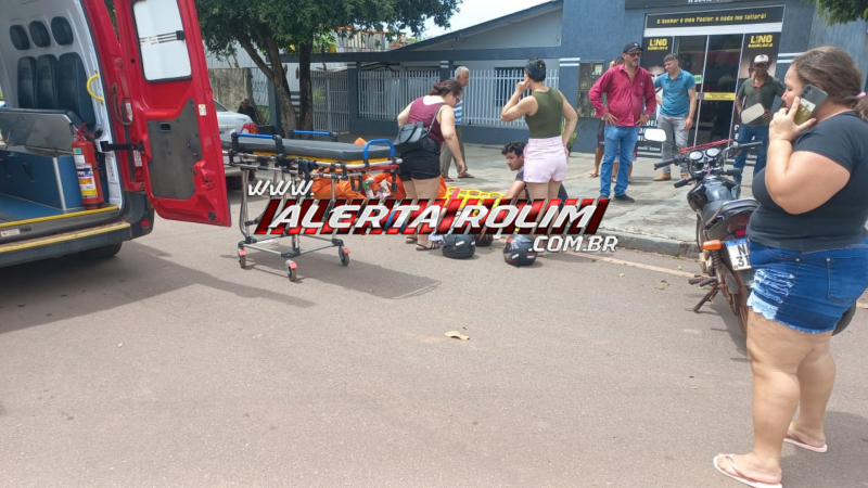 Colisão entre carro e moto deixa motociclista com fratura em uma das pernas, em Rolim de Moura; vídeo Colisão entre carro e moto deixa motociclista com fratura em uma das pernas, em Rolim de Moura; vídeo