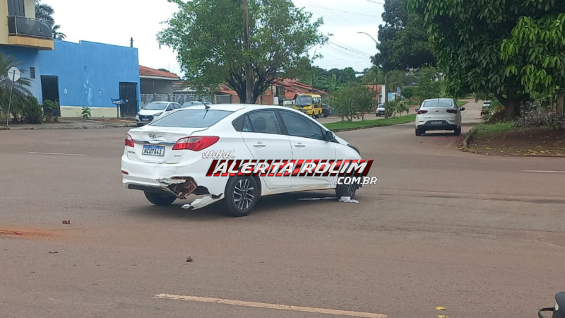 Motociclista foi socorrido após colisão com carro nesta manhã, em Rolim de Moura; vídeo Motociclista foi socorrido após colisão com carro nesta manhã, em Rolim de Moura; vídeo