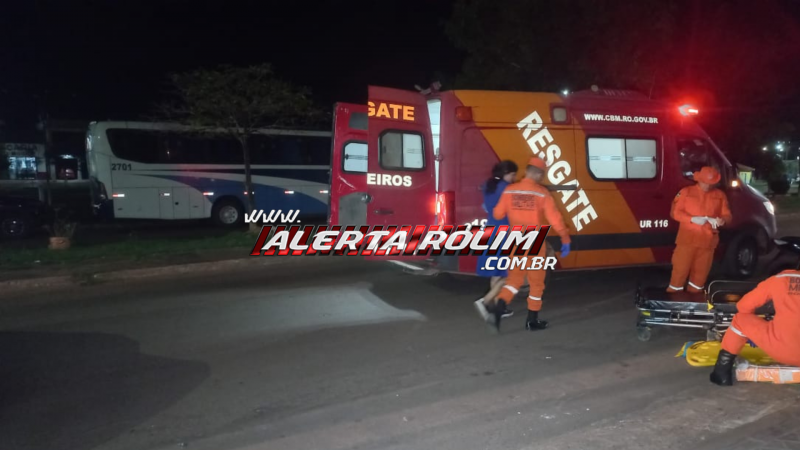 Ocupantes de moto sofreram fraturas após colisão com carro em Rolim de Moura - Vídeo Ocupantes de moto sofreram fraturas após colisão com carro em Rolim de Moura - Vídeo