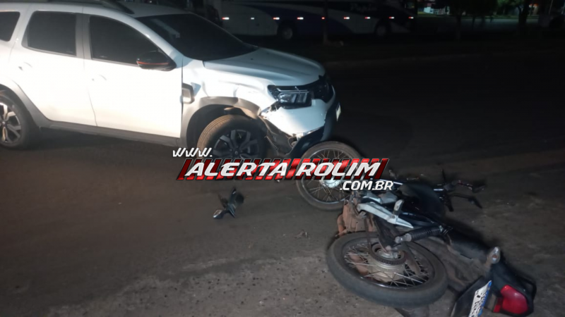 Ocupantes de moto sofreram fraturas após colisão com carro em Rolim de Moura - Vídeo Ocupantes de moto sofreram fraturas após colisão com carro em Rolim de Moura - Vídeo