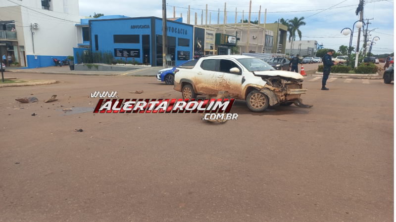 Semana começa com acidente de trânsito no centro de Rolim de Moura; video Semana começa com acidente de trânsito no centro de Rolim de Moura; video
