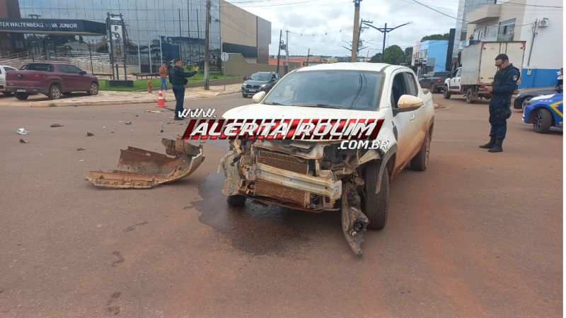 Semana começa com acidente de trânsito no centro de Rolim de Moura; video Semana começa com acidente de trânsito no centro de Rolim de Moura; video
