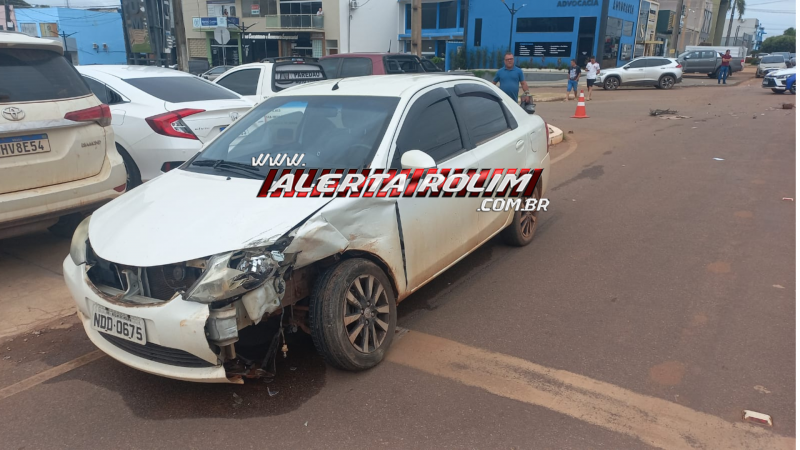 Semana começa com acidente de trânsito no centro de Rolim de Moura; video Semana começa com acidente de trânsito no centro de Rolim de Moura; video